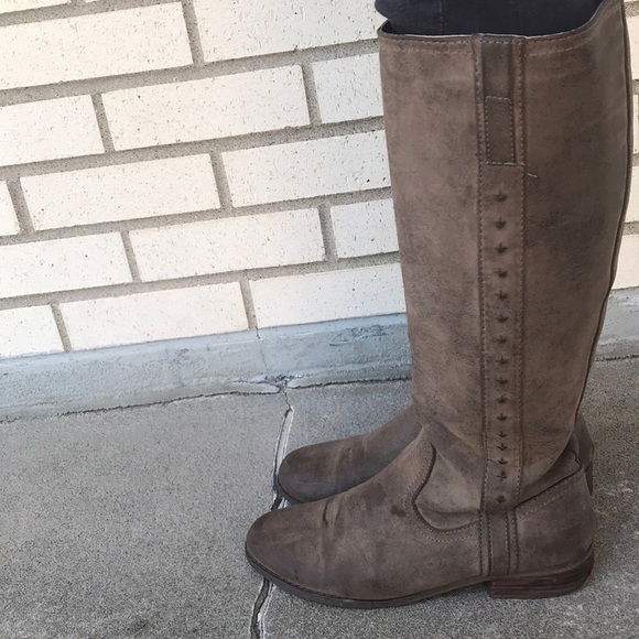 Boutique bought knee high boots - Picture 2 of 5